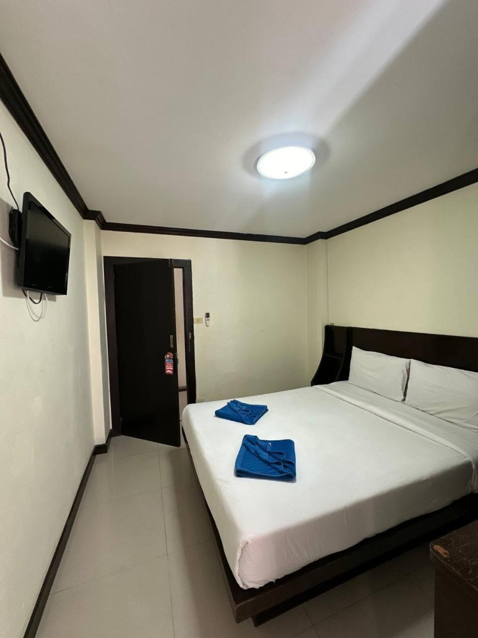 Blueskyhouse Patong Hotel Eksteriør billede