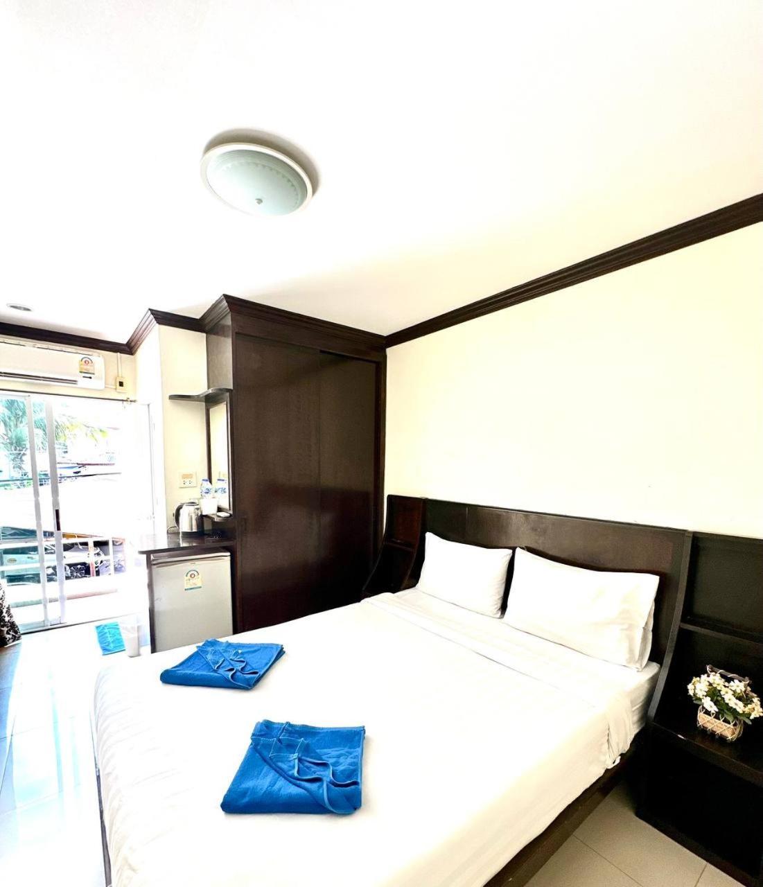 Blueskyhouse Patong Hotel Eksteriør billede