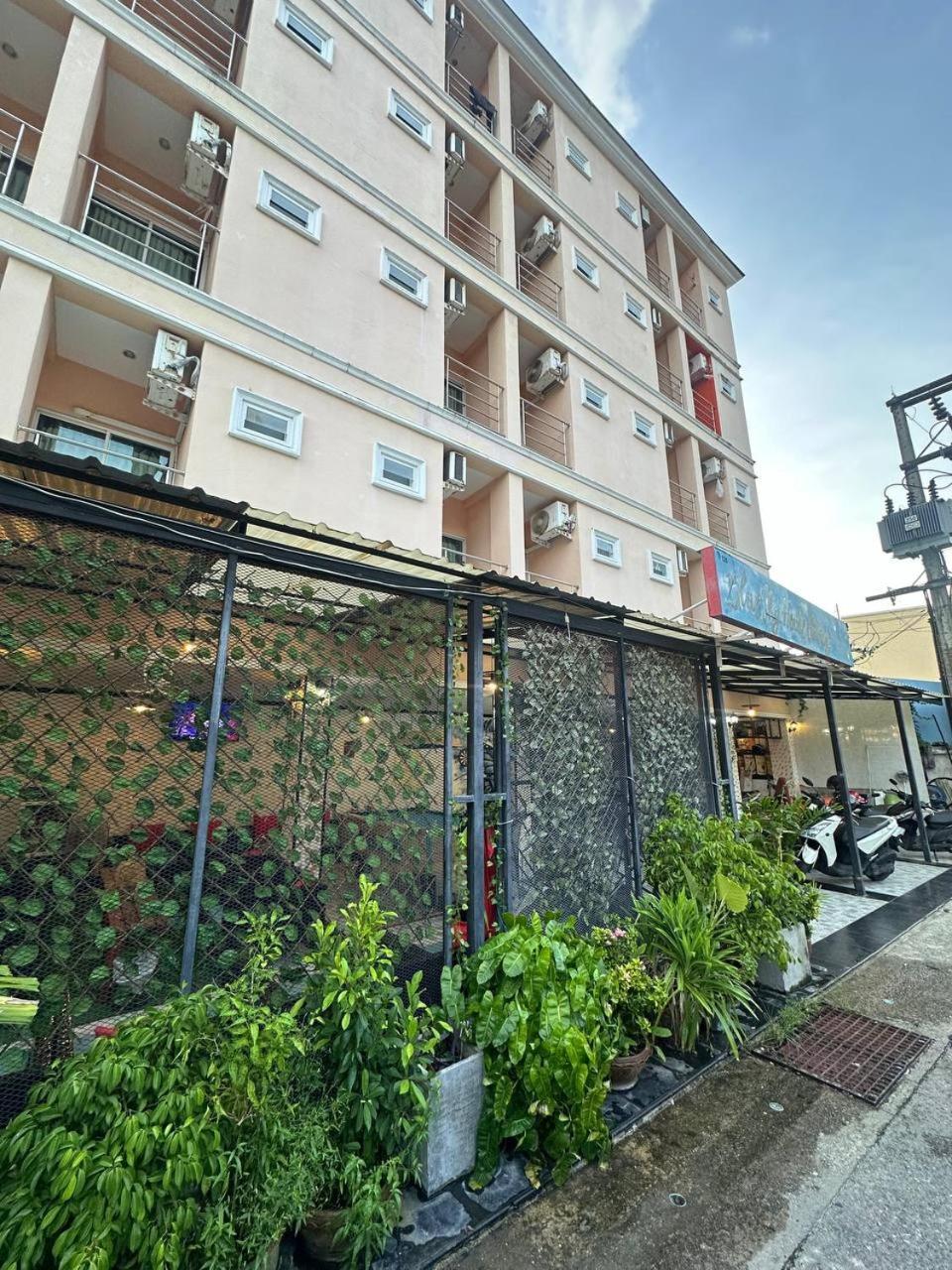 Blueskyhouse Patong Hotel Eksteriør billede